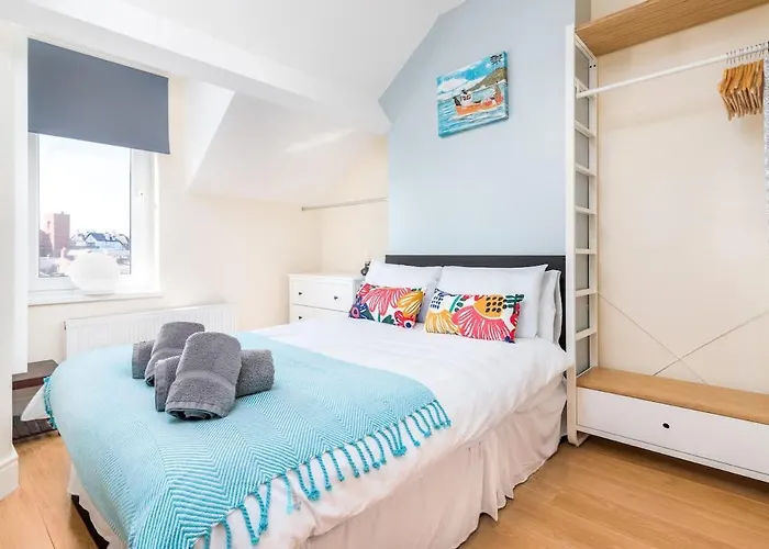 Seabreeze Retreat - Location Free Parking Quiet Area Whitby